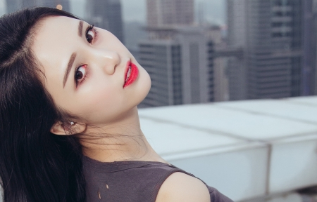 丝瓜榴莲秋葵向日葵芭乐草莓绿巨人精简版：草莓芒果秋葵丝瓜香蕉