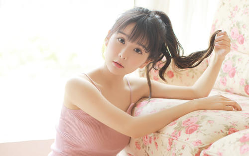 盘她直播破解版：一款可以免费看女主播大秀的真人直播软件