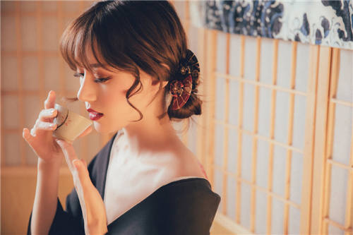 芭乐视频vip永久版：一款可以直播看污免费直播app