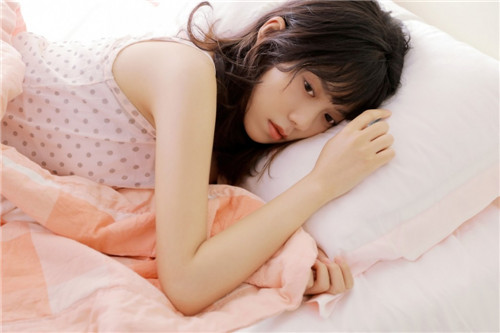 凌晨三点看的片www在线看无限看：一款用起来很轻便的视频应用