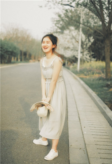 看美女主播私密直播，午夜时候就用果冻传媒2021官方入口免费！