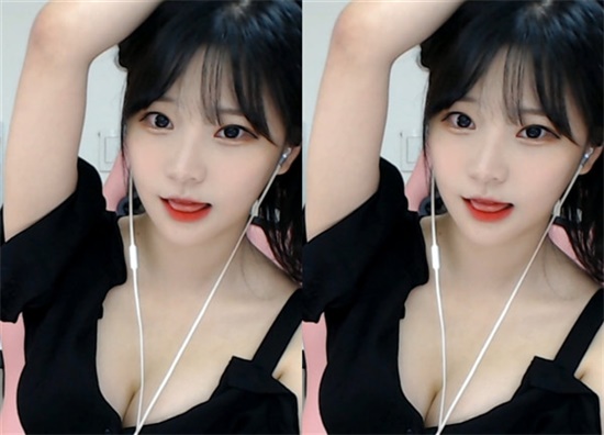 精品1区2区3区4区产品乱码区在线存在冲突,网友:目前进不去!