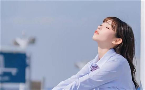 丝瓜榴莲秋葵向日葵芭乐草莓精简版：可以免费看视频的软件