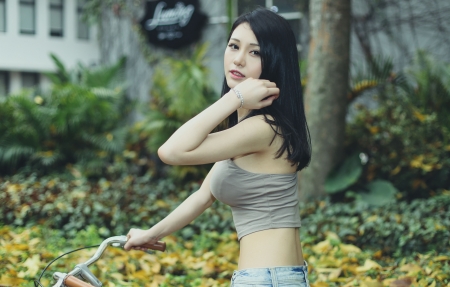 黄瓜秋葵草莓丝瓜荔枝香蕉：草莓丝瓜樱桃秋葵榴莲