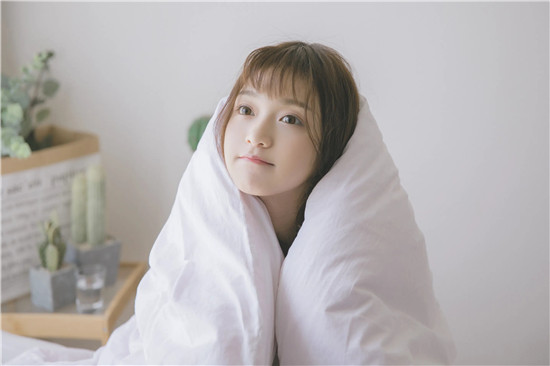 丝瓜视频鸭脖视频小猪视频ios版:苹果客户端的直播观看平台