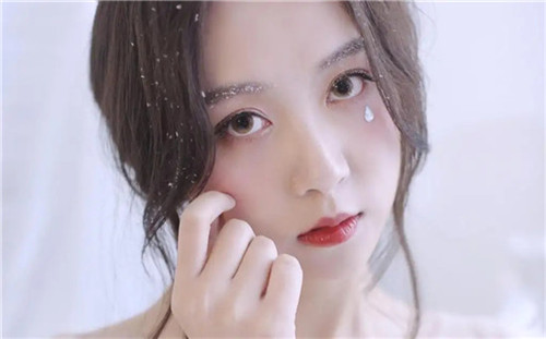 国产无人区码卡二卡三卡最新版：任何精彩内容都能在线观看