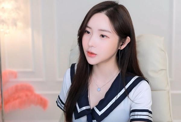 杏吧视频app：深夜福利多多的掌上美少女视频直播软件