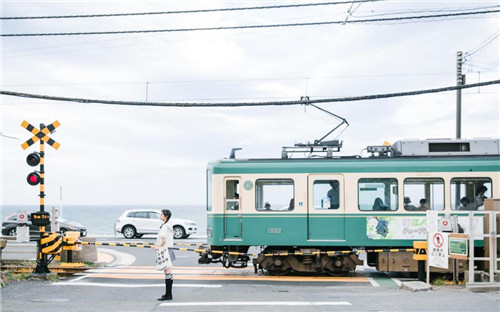 红豆视频电视剧免费观看下载最新版：一款不需要充值会员也能看视频的播放软件