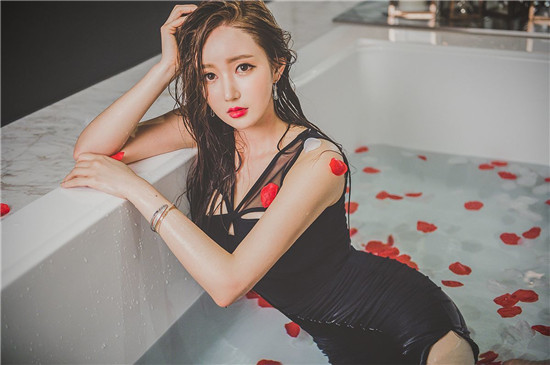 榴莲草莓丝瓜芭乐向日葵鸭脖：草莓丝瓜香蕉向日葵榴莲大全下载APP