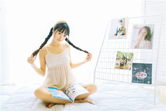 花季传媒旧版免费三次精简版:沉浸式享受精彩内容的视频播放软件