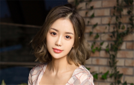 草莓视频app无限看丝瓜ios绿巨人2023都能获得全新观影体验，网友：不会感到失望的！