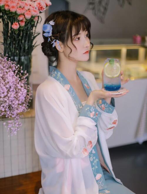 不用付费就可以看亏亏网站:完全免费为大家开放使用!