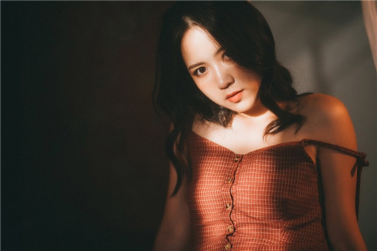 xrk1_3_0ark丝瓜无限观看ios网站：与人气主播真实近距离的互动平台