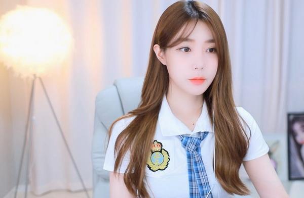 果冻传媒2021精品仙踪林桃花岛不再对外免费,网友表示也不打算用了