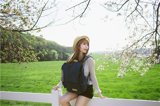 秋葵视频加油站APP下载入口：一款免费去广告无限看污的观影神器