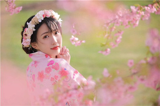 污丝瓜秋葵草莓香蕉榴蓮芒果免费无广告版：可以轻松找到感兴趣资源的播放软件