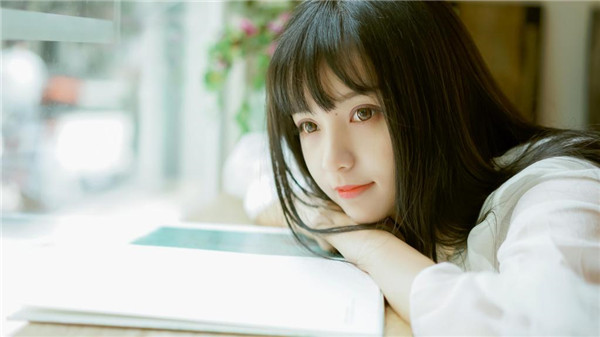 污污丝瓜草莓榴莲深夜释放自己ios无限看：一款不需要充值会员的视频播放器