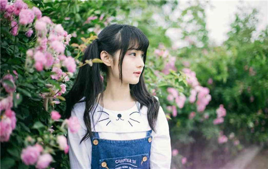 榴莲樱花香蕉黄瓜秋葵苹果版:超多优质美女直播频道在线看的手机播放软件