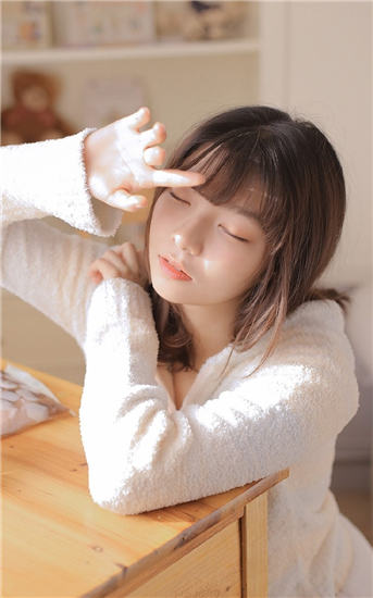 樱桃秋葵黄瓜丝瓜绿巨人视频下载：你想看的软件中都有！