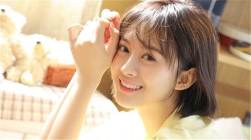 精品日产高清卡1卡2区别最新版：一款一向没有广告的播放软件