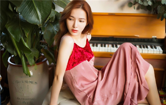 草莓丝瓜秋葵向日葵绿巨人下载:草莓樱桃丝瓜绿巨人秋葵无限次苹果下载