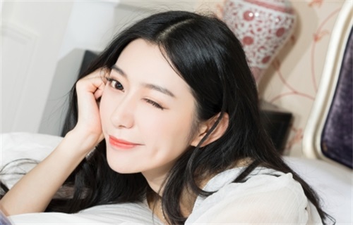 秋葵视频ios无限制解码广告：热度影视资源互动惊喜值得信赖