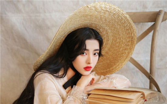 草莓丝瓜香蕉小蝌蚪绿巨人精简版：自适应网络为你播放视频的软件