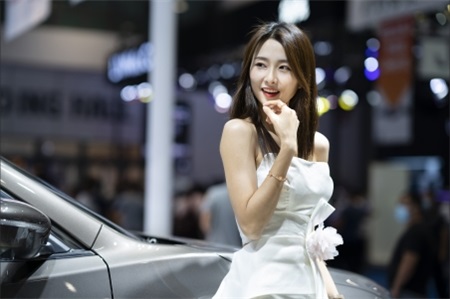 草莓丝瓜芭乐樱桃榴莲黄无限看：热度影视追剧期待等你分享惊喜