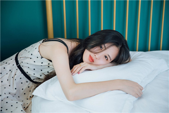 黄瓜视频app无限看-丝瓜ios苏州晶体公司红最新版：一款视频播放速度很流畅的手机软件