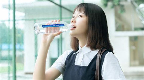 樱花草在线观看视频免费观看HD无限制版:一款专为年轻人设计的播放软件