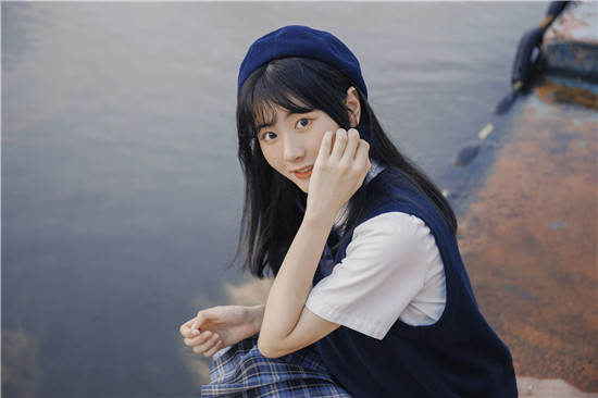 向日葵新版app下载汅api免费:一款让你不再无聊的掌上播放产品