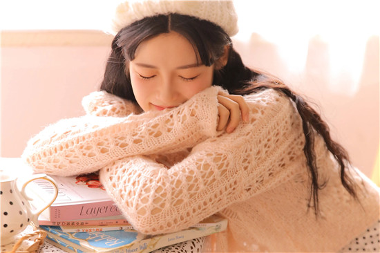 月夜直播免费高清观看：开放直播间任由大家观看