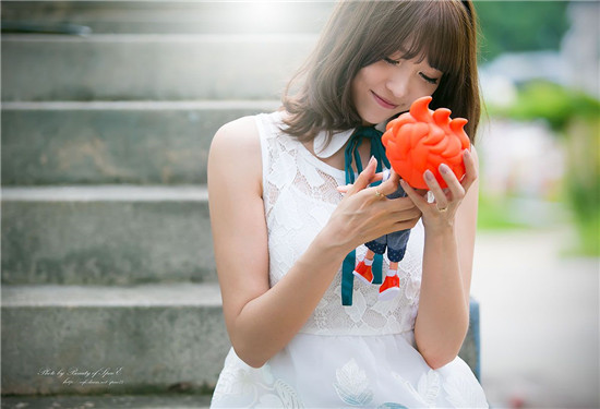 鲜花直播免费版：让你感受到前所未有的看污体验