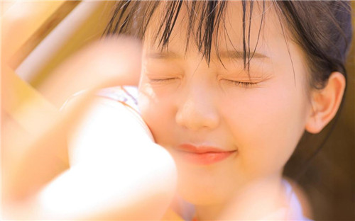 秋葵视频无限次数安卓下载:随时观看高品质大片的软件