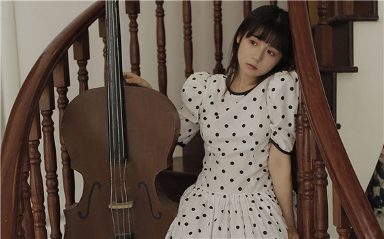 秋葵app下载免费版网址入口软件:一款可以永久免费观看精彩视频内容的手机播放神器