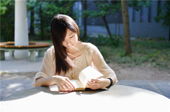 兔子直播app最新版：视频直播种类各异