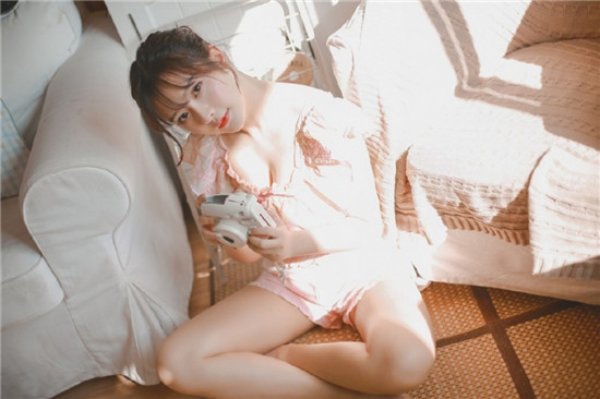 草莓香蕉樱桃黄瓜丝瓜榴莲安卓污无限看:草莓香蕉樱桃黄瓜丝瓜榴莲幸福宝无限观看