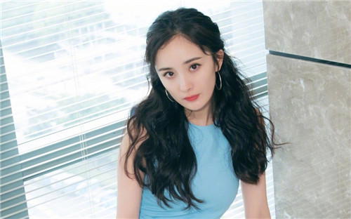 国色天香1卡2卡仙踪林里面资源已进行全部更新，网友：看片有新鲜感