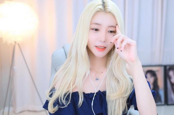 国产精品久久久久久亚洲bug是否修复？网友：已正常体验！