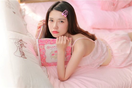 草莓樱桃丝瓜绿巨人秋葵番茄香蕉精简版：拥有强大搜索和筛选工具的视频播放APP