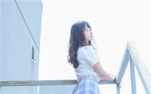 天黑黑影院在线观看免费高清版：一款年轻的小伙伴们都喜欢体验的播放软件