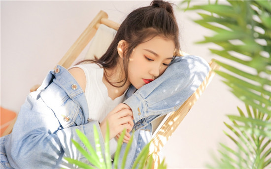 草莓秋葵向日葵榴莲2023官方版：各种视频都是你喜欢的播放软件