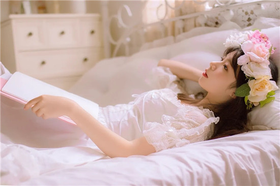 草莓香蕉绿巨人秋葵下载：一款秒加载的视频播放器