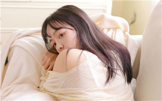 草莓樱桃丝瓜绿巨人秋葵香蕉iOS污版：各类精彩让人看了还想看