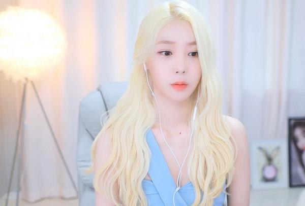 无人区卡一卡二卡三乱码入口被爆已隐藏，网友：还好提前收藏了！