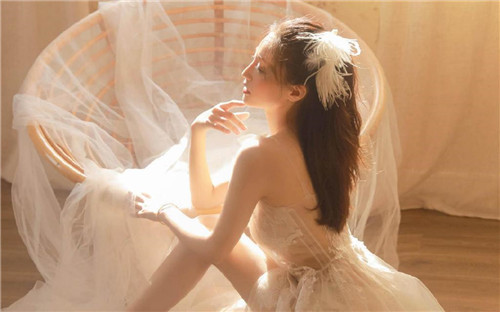 绿巨人app下载汅api免费苹果:音视频分类订阅点播观看直播的手机软件