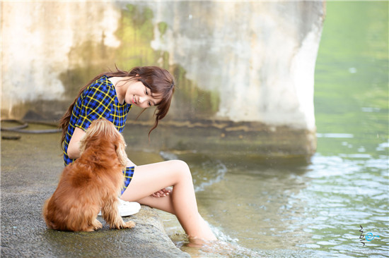 秋葵男的加油站女人的美容院app下载破解版：秋葵视频无限观看破解版下载免费