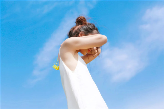 泡芙pf.apk775app无限资源版真正无限制看片软件,年轻用户的最爱!