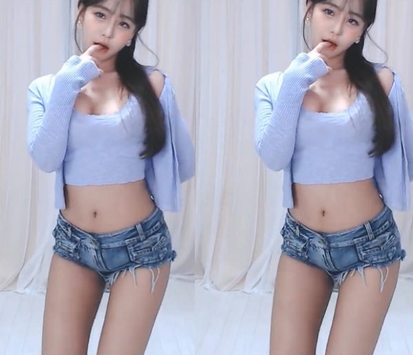 盘她直播app破解版ios：一款可以免费看小仙女大秀的直播软件