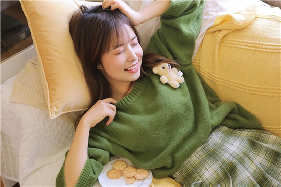 应用宝app下载汅api免费秋葵精简版:拥有大量宅男们喜欢的污污视频资源